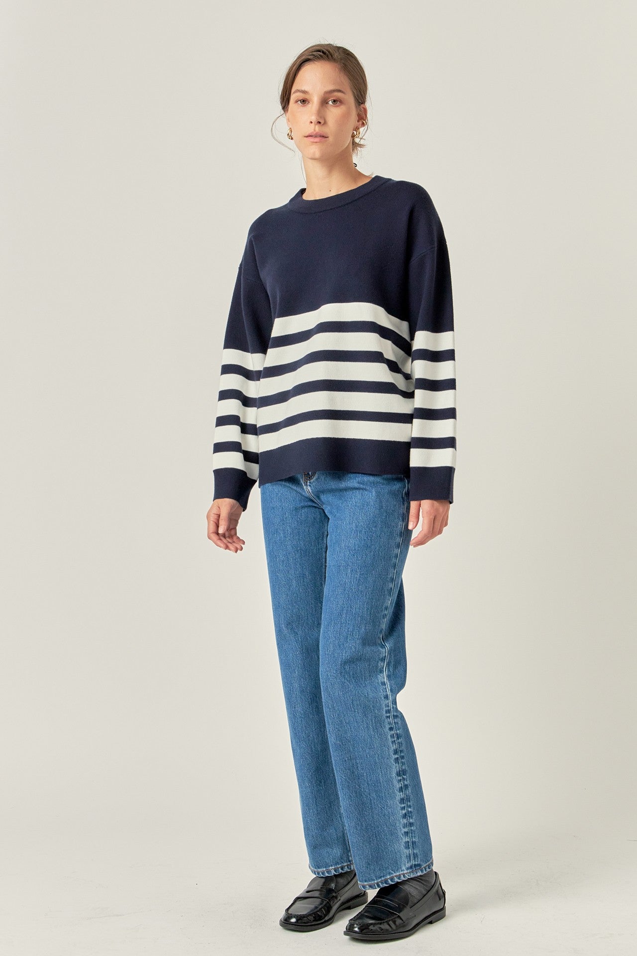 stripe round neck sweater