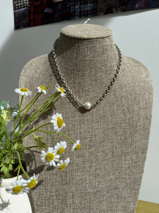 Liz Necklace