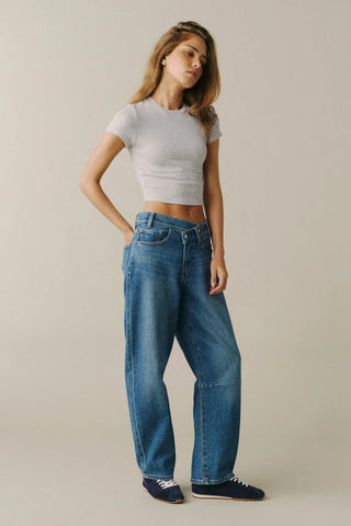 BNA - soft curve barrel jeans 28" bombshell