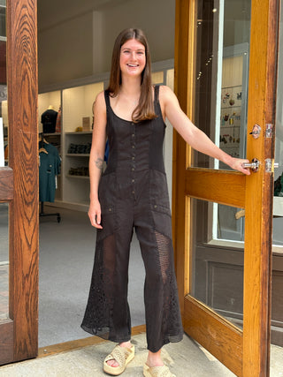 Nairi Jumpsuit (Black)