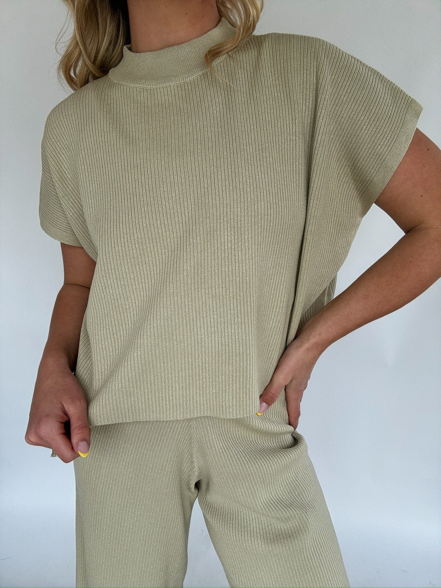 The Leonie Set - Avocado Green