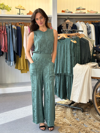 Twaina Textured Satin Soft Volume Wide Leg Pant