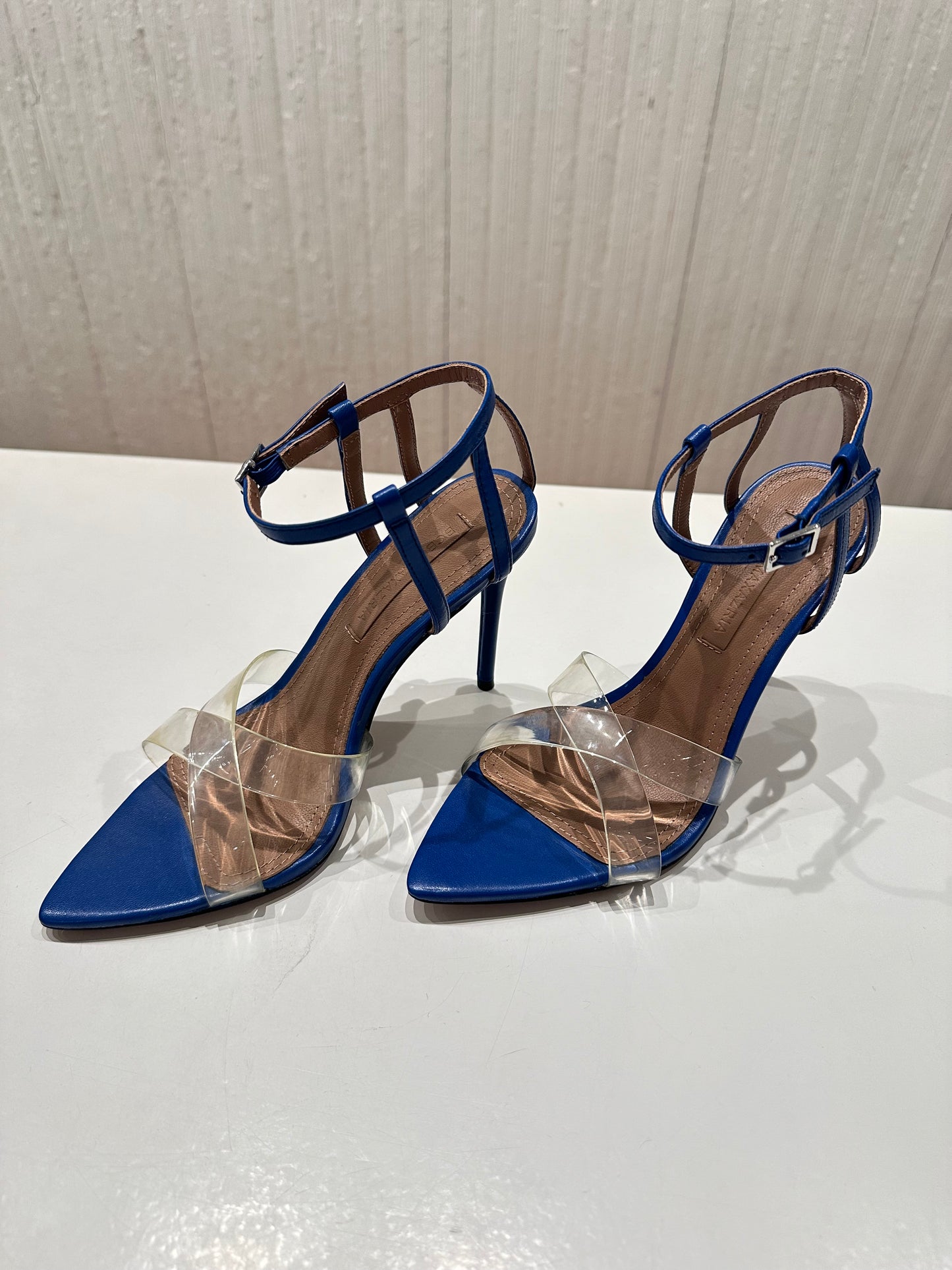 Daryl shiny nappa clear/peruvian blue strappy heel