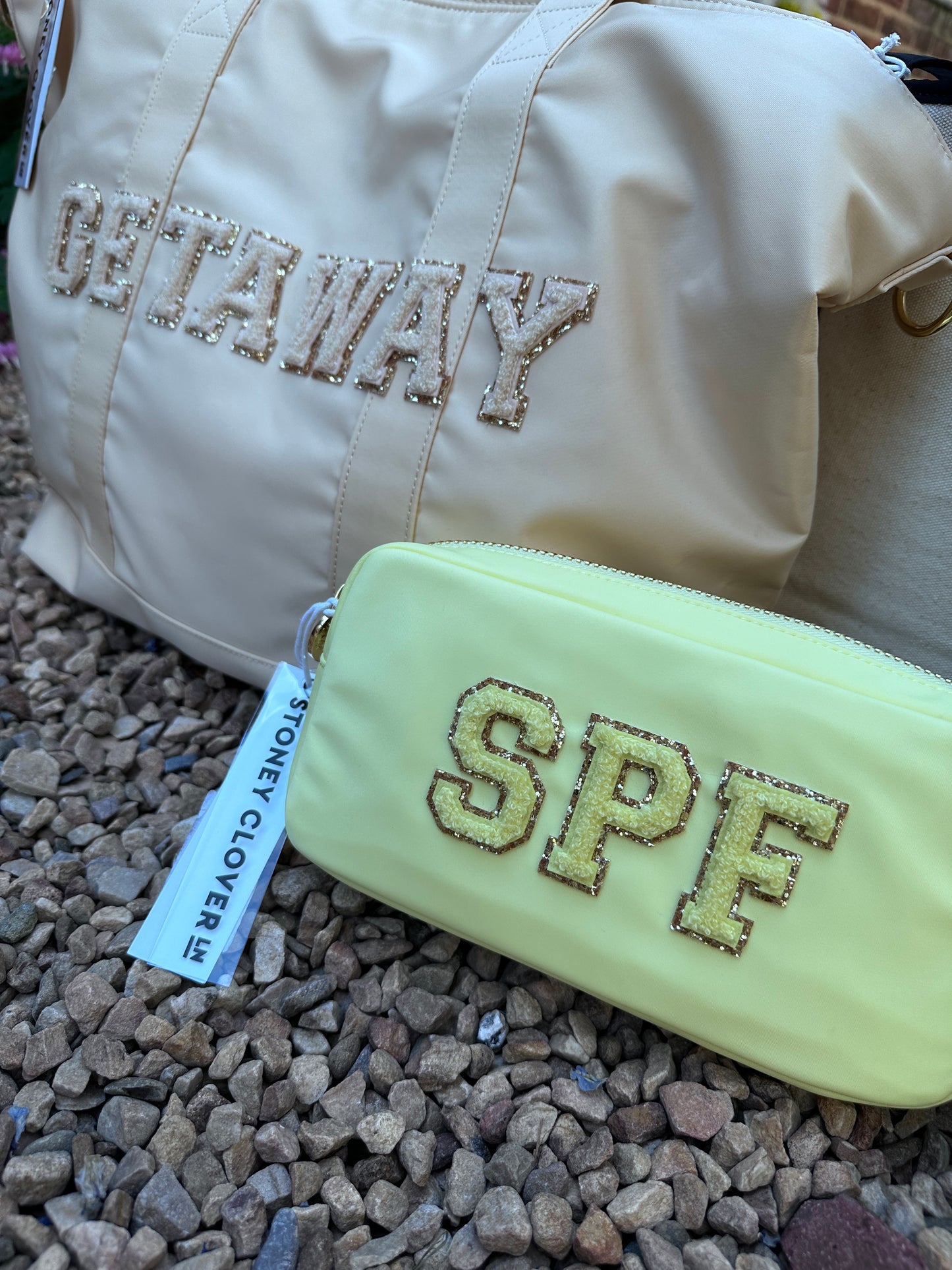 SPF Small Pouch - Banana