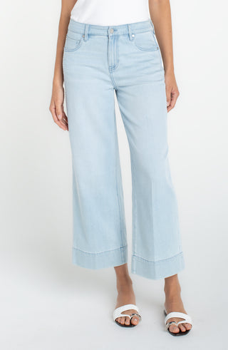 Stride Crop Wide Leg w/ Embroidery
