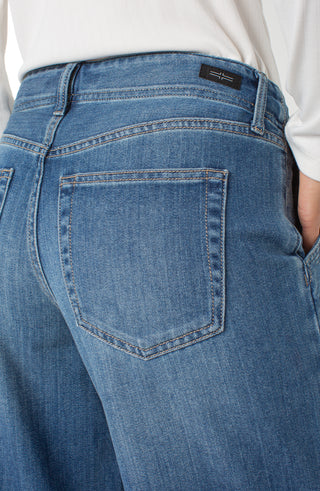 30" Weekender Wide Leg